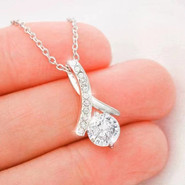 Soulmate Design Touching Herringbone Pendant Classic Versatile Mother's Day Gift Necklace