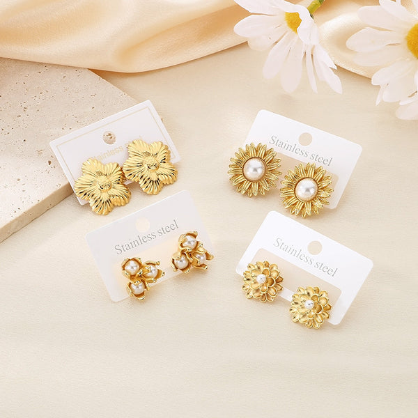 More Than Elegance Retro Models With Shell Pearls Petal Stud Earrings French Style High Sense